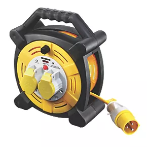 Brand new ⌛ Masterplug LVHLT2516/2-XD 16A 2-Gang 25m Cable Reel 110V ???? 3 Brand new ⌛ Masterplug LVHLT2516/2-XD 16A 2-Gang 25m Cable Reel 110V ????